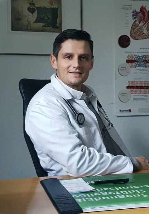 Doctor ophthalmologist Vedran Krznarević